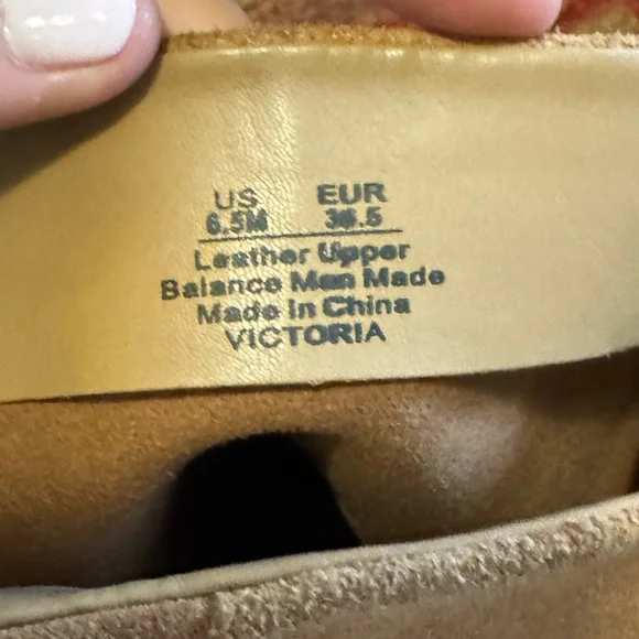 Sam Edelman Victoria Pull-On Suede Boots Size 6.5 - Picture 3 of 7